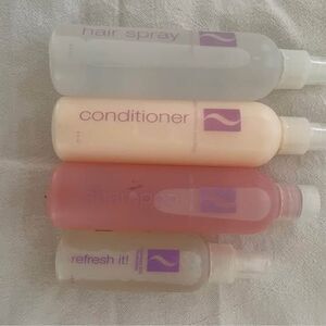 Wig and hair piece Shampoo, conditioner, hair spray and refresh it.